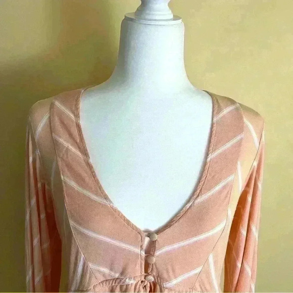 Free People Coral/White Stripe Scoop Neck Button Tiered Crop Peasant Top Size S - Picture 3 of 10